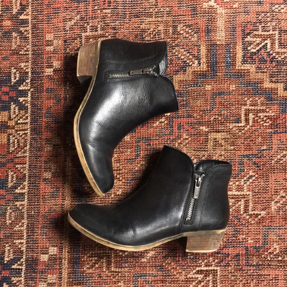 Lucky Brand Shoes - 🎈sale🎈 LUCKY BRAND BOOTIE